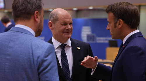 Belgium, Brussels: Special meeting of the European Council