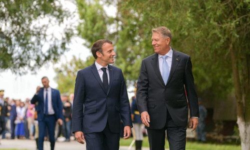 klaus iohannis emmanuel macron baza kogalniceanu presidency