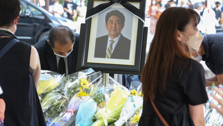 Japan: Prime Minister Gen Abe, died. memorial.