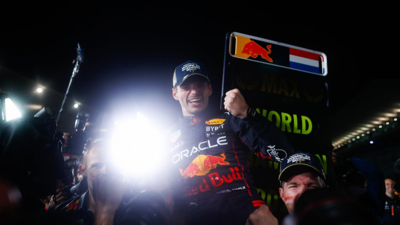 Verstappen a câştigat MP al Japoniei şi este din nou campion mondial