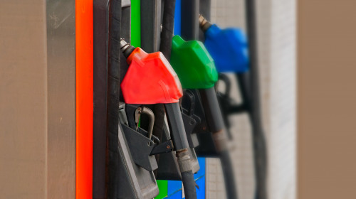 Prețul benzinei și motorinei a crescut din nou/ Shutterstock