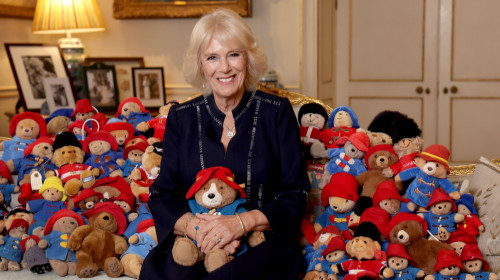 Camilla, Queen Consort poses with Paddington Bears to be donated to Barnado's Charity, London, UK - 13 Oct 2022