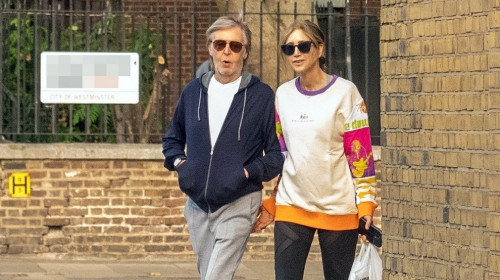 *EXCLUSIVE* *STRICTLY NO WEB USE UNTIL 22:00 HRS UK TIME ON 15/10/22*Romance is in the air as Sir Paul McCartney and his colourfully dressed wife Nancy Shevell walk arm-in-arm through the leaves on a sunny day in London.