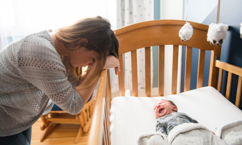 O mamă a regretat atât de mult numele ales pentru copilul ei, încât a plâns „aproape zilnic” timp de șase luni/ Shutterstock