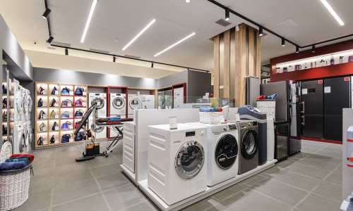 Washing,Machines,And,Vacuum,Cleaners,In,The,Premium,Home,Appliance