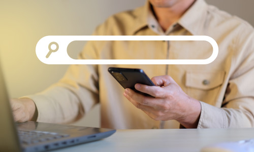 Search,Engine,Optimization,Using,Data,Search,Technology,A,Man's,Hands