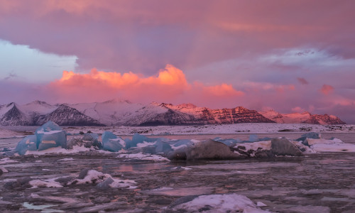 Iceberg,Lagoon,In,Fjallsarlon,,Iceland.,Panoramic,View,Of,Beautiful,Sunset