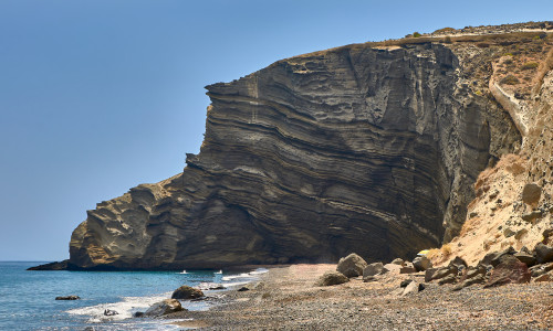 Volcanic,Rock,At,Cape,Kolumbo,Beach,In,Santorini