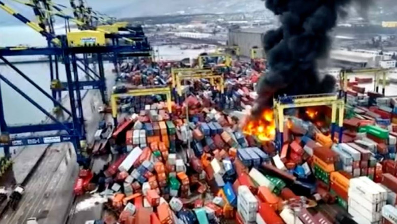 Incendiu de proporţii în portul Iskenderun din Turcia/ Captură video Youtube