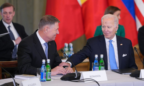 klaus iohannis joe biden