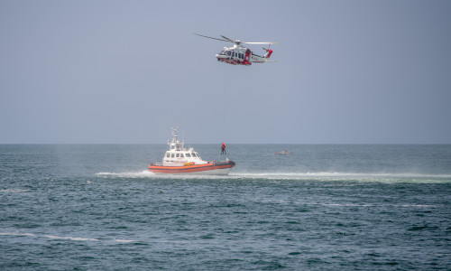 Italy, Crotone: Migrants shipwreck. At least 40 dead off the coast of Crotone. Children among the victims