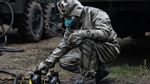 Un obiect radioactiv a fost găsit într-o maşină înmatriculată în Croaţia la graniţa cu Serbia/ Shutterstock