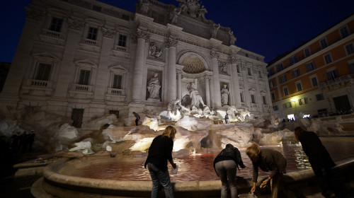 Amenzi uriașe pentru cei care vandalizează monumentele în Italia/ ProfimediaAmenzi uriașe pentru cei care vandalizează monumentele în Italia/ Profimedia