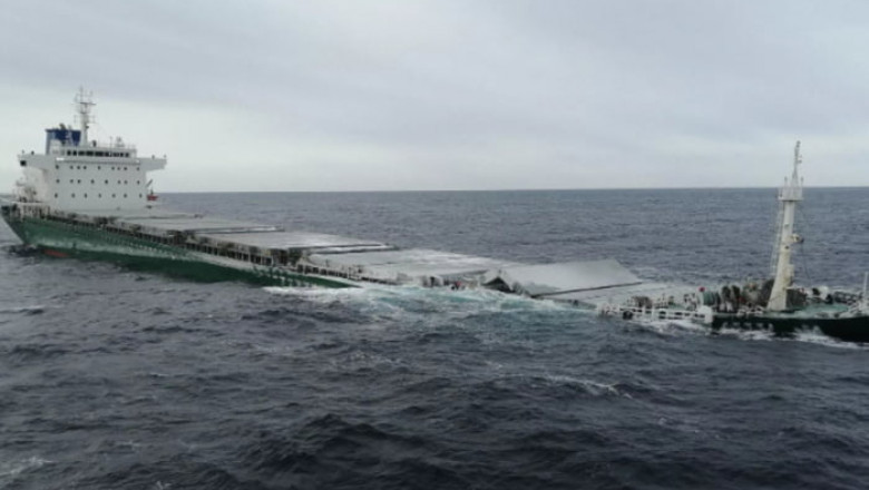 O navă chineză s-a scufundat în largul coastelor Rusiei/ Twitter