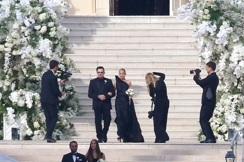 *PREMIUM-EXCLUSIVE* Love in Bloom: Sofia Richie and Elliot Grainge exchange vows in a breathtaking ceremony surrounded by their loved ones at the picturesque Hotel du Cap Eden Roc in Antibes.