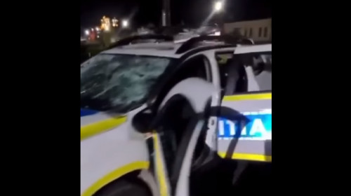 masina de politie distrusa