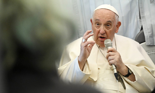 Pope Francis On The Flight From Hungary - Day 3, Budapest - 30 Apr 2023