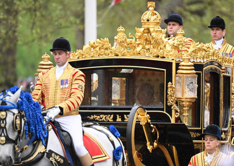 Ceremonia de încoronare de la Westminster Abbey s-a încheiat. Regele Charles al III-lea şi Regina Camilla au plecat spre Palatul Buckingham/ Profimedia