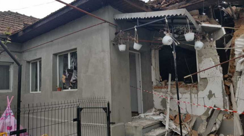 Explozie într-o locuinţă din Călimăneşti/ ISU Vâlcea