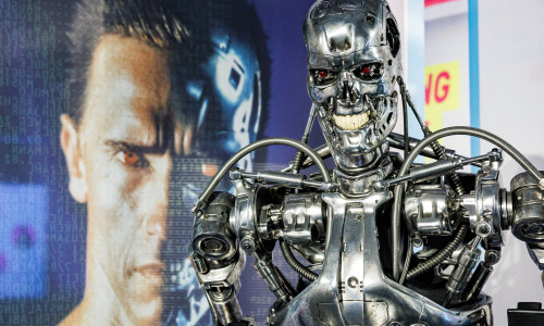 Ein Roboter T-800 eine Requisite aus dem Film Terminator mit Arnold Schwarzenegger - Die Ausstellung DeutschlandDigital