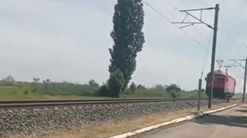 Viteză-record pe calea ferată, în România/ Facebook