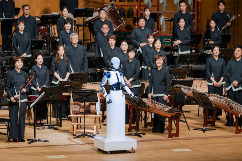 robot orchestra (3)