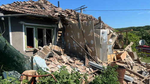 O locuință din Cluj a fost distrusă de o explozie/ Foto: News.ro.