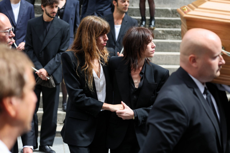 Lou Doillon și Charlotte Gainsbourg