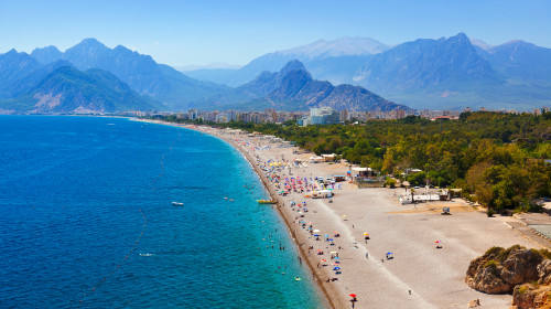 Antalya/ Shutterstock