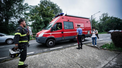 O fetiţă de cinci ani a murit după ce un avion militar a căzut la Torino, în Italia / Profimedia Images