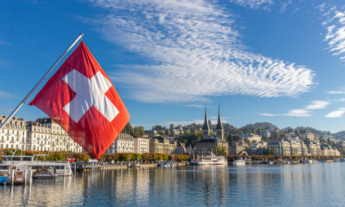 Lucerne,switzerland,-,October,1,,2019,-,Swiss,Flag,And,Landscape