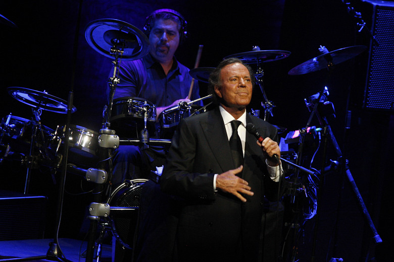 Julio Iglesias In Concert At Gran Teatre del Liceu In Barcelona