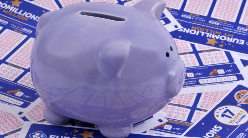 Vannes,,France,,October,20,,2022,:,Piggy,Bank,Resting,On