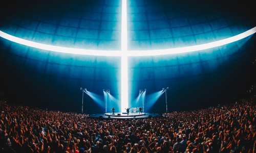 U2
