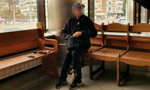 Un bărbat şi-a dat foc pe scările Palatului de Justiţie din Baia Mare/ Foto: News.ro