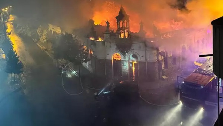 Incendiu devastator în orașul Huși/ Captură video