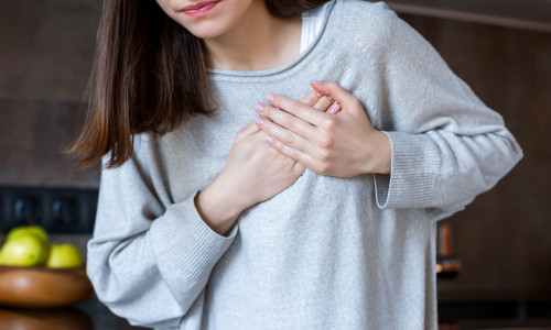 Femeie infarct/ Shutterstock