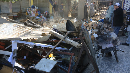 Patru morți și șapte răniți în urma explodării unui colet-capcană într-un mall din capitala Afganistanului/ Profimedia