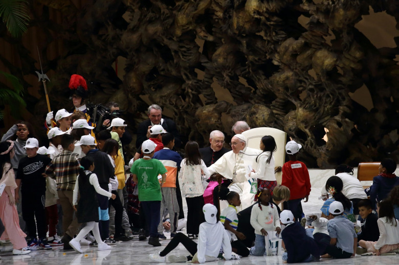 The Children Meet Pope Francis - November 6, 20213