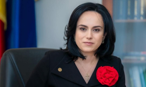 Simona Bucura Oprescu2