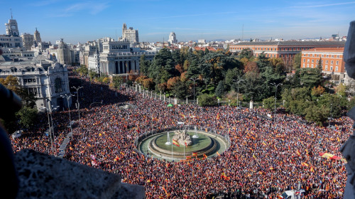 Demonstration called by the civil society against the amnesty