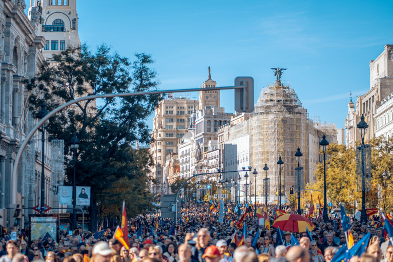 Demonstration called by the civil society against the amnesty