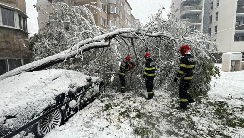 Mai multe județe din România, afectate sâmbătă noaptea de vremea severă/ Foto: ISU Tulcea