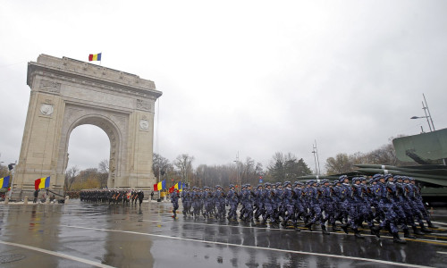 parada militara 1 decembrie