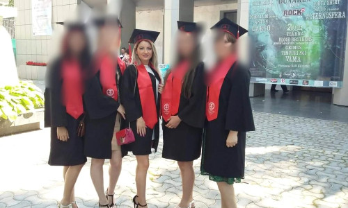Cine este doctorița înjunghiată mortal în Franța