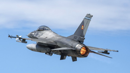 Avioanele tactice de luptă F-16