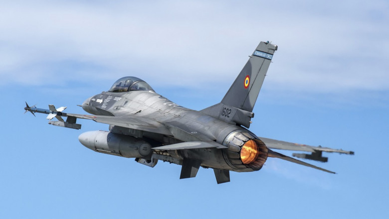 Avioanele tactice de luptă F-16