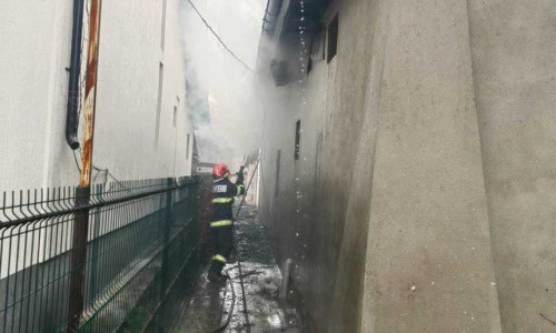 Incendiu la o casă din Vâlcea/ Foto: News.ro