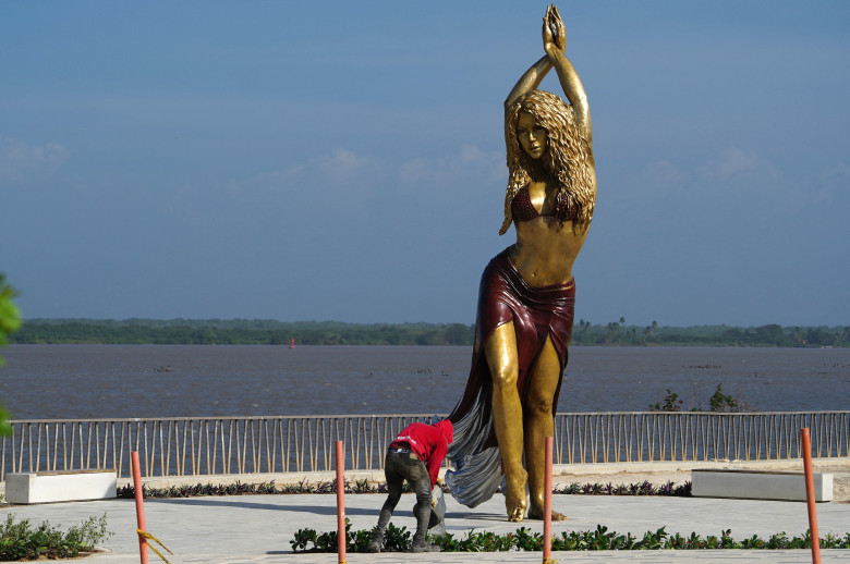 Shakira are o statuie în oraşul natal Barranquilla din Columbia/ Profimedia