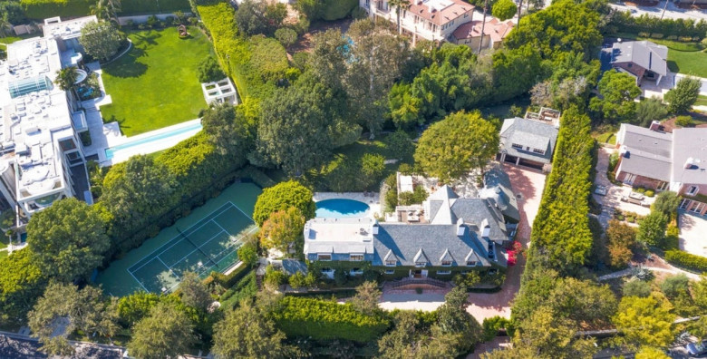 Ellen DeGeneres and wife Portia de Rossi have sold their stunning Beverly Hills estate - just two years after buying it from Adam Levine